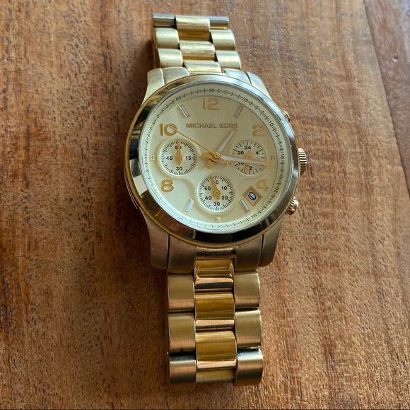 Michael Kors Watch - Picture 1 of 4